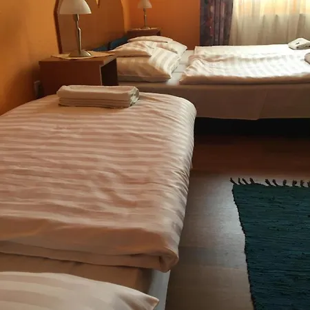 Apartman Dora Hajduszoboszlo Exterior photo