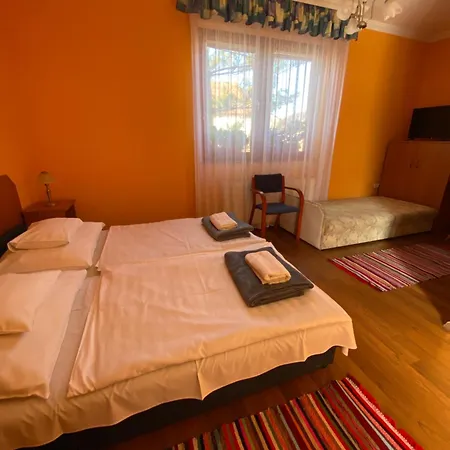Apartman Dora Hajduszoboszlo Exterior photo