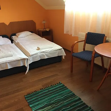 Apartman Dora Hajduszoboszlo Exterior photo